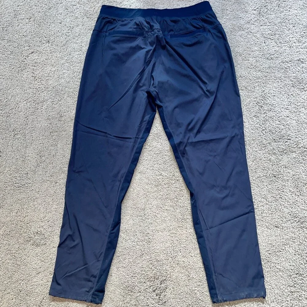 Lululemon Great Wall Pant Sz XL (35